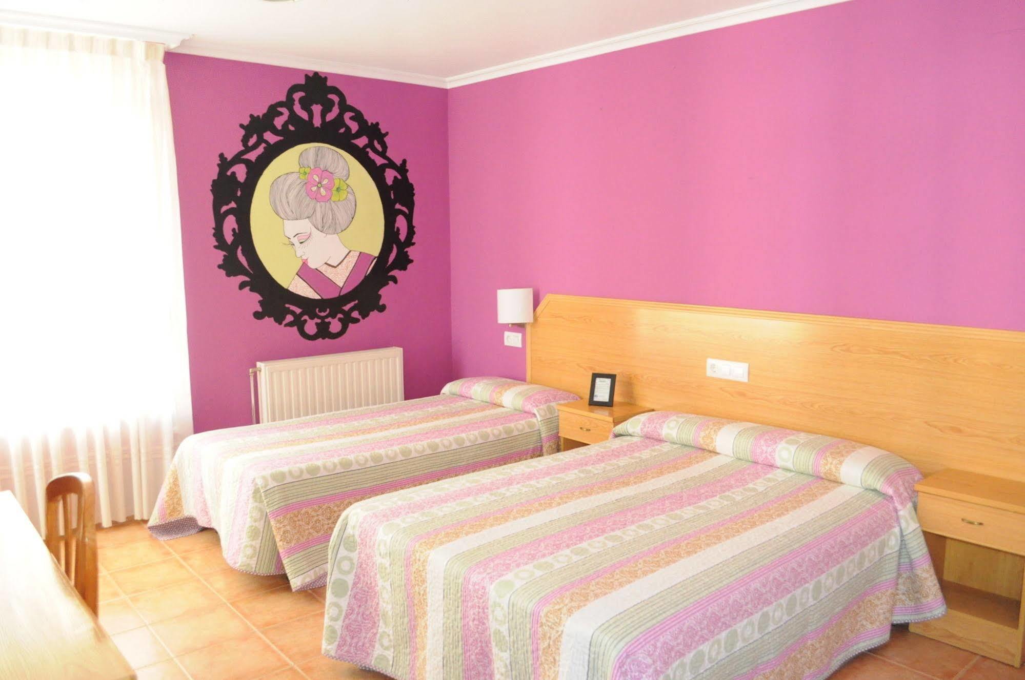 Hotel Brios ลูโก ภายนอก รูปภาพ